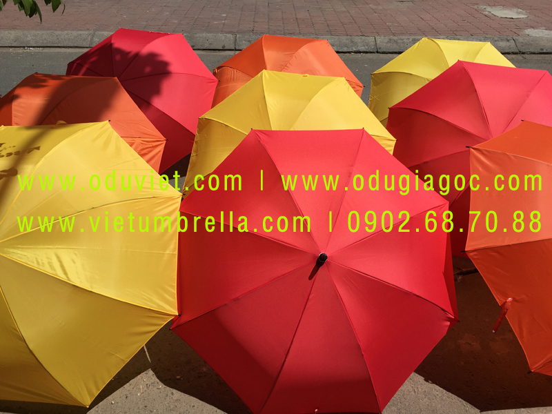 xưởng sản xuất ô dù cầm tay in logo quảng cáo